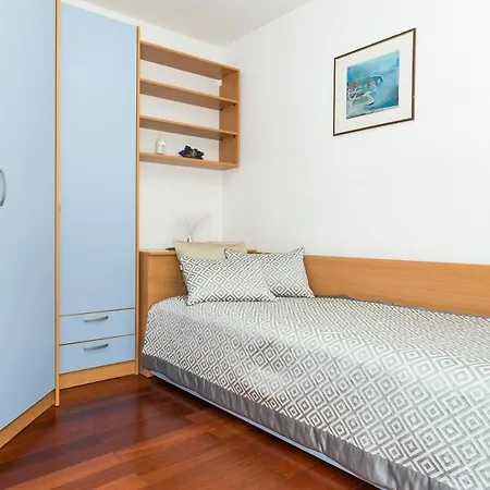 Apartment La Grande Old Town *